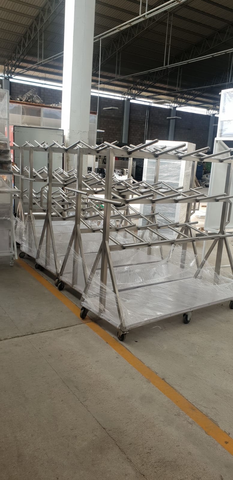 Racks LRP Metal Solutions