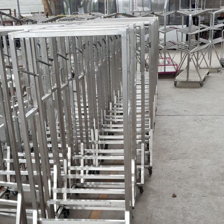 Racks LRP Metal Solutions